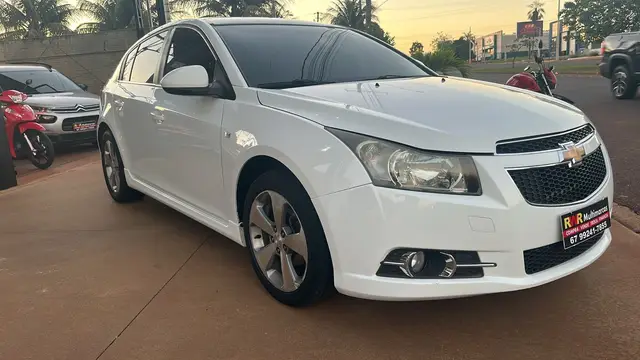 Carro Chevrolet Cruze Sport6 2014 LT 1.8 16V Ecotec (Flex)