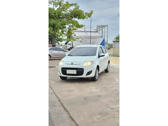 Carro Fiat Palio Weekend 2014 Attractive 1.4 8V (Flex)