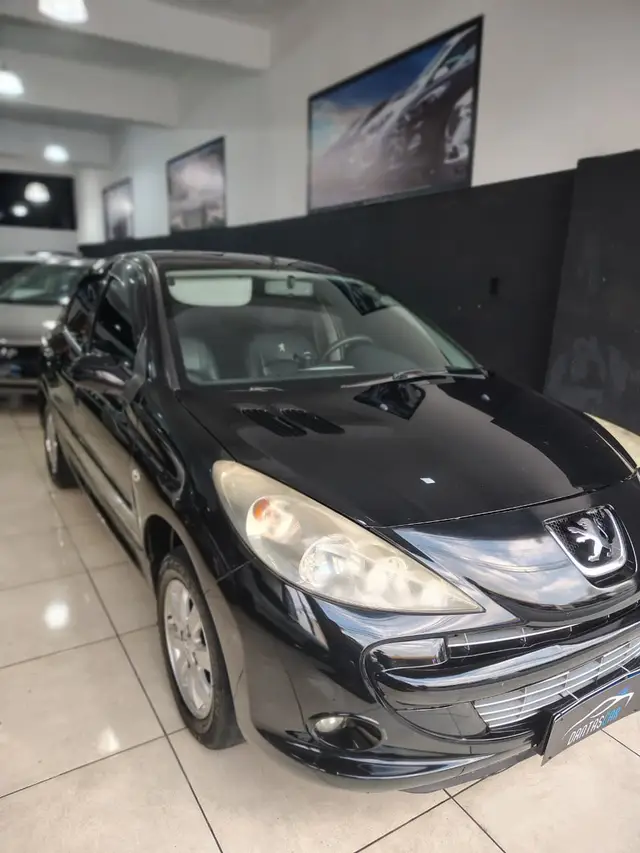 Carro Peugeot 207 2011 Hatch XR Sport 1.4 8V (flex)