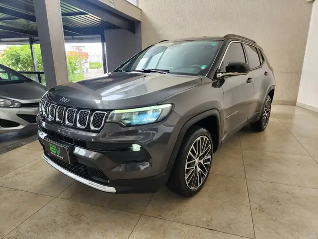Carro Jeep Compass 2023 Limited 1.3 T270 (Aut) (Flex)