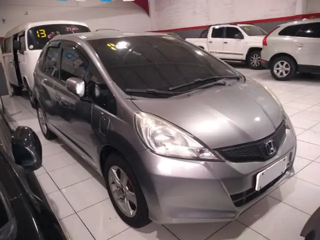 Carro Honda Fit 2014 DX 1.4 (Flex)