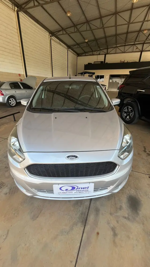 Carro Ford Ka 2015 SE 1.5 16v (Flex)