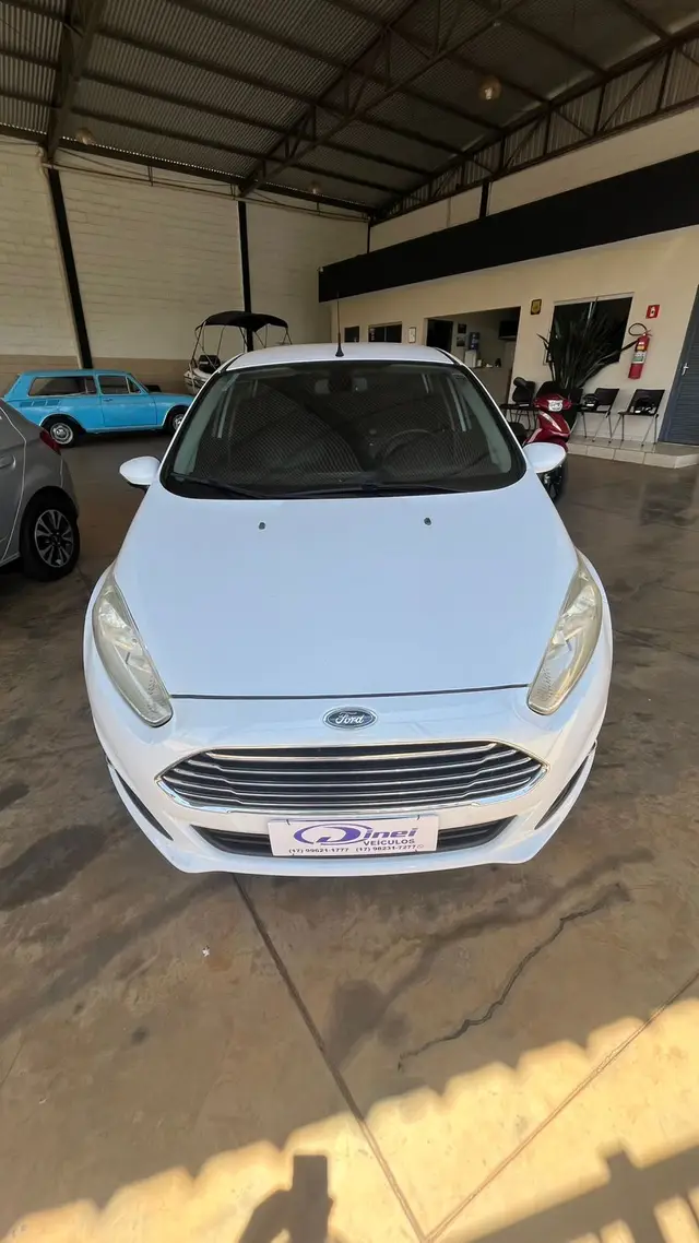 Carro Ford New Fiesta Hatch 2014 New Fiesta Titanium 1.6 16V PowerShift