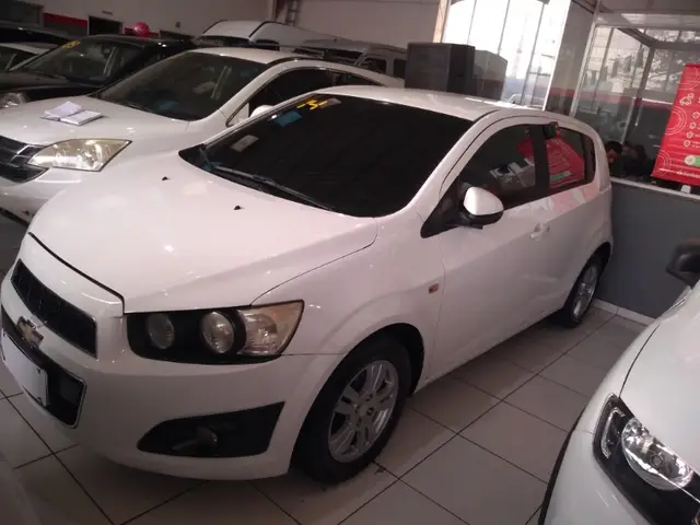 Carro Chevrolet Sonic 2014 Hatch LT 1.6 (Aut)