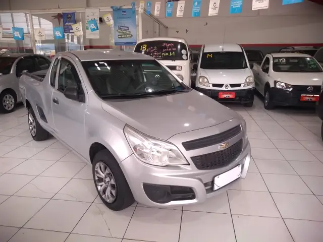 Carro Chevrolet Montana 2017 LS 1.4 (Flex)