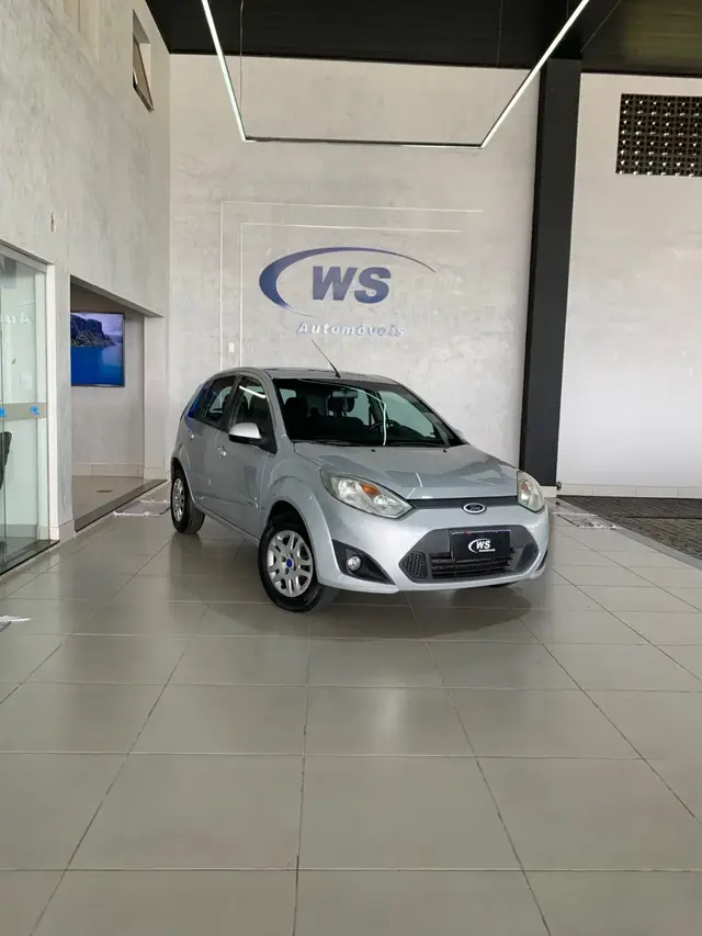 Carro Ford Fiesta Hatch 2014 SE 1.0 RoCam (Flex)