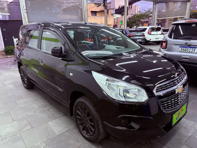 Carro Chevrolet Spin 2013 LT 5S 1.8 (Aut) (Flex)