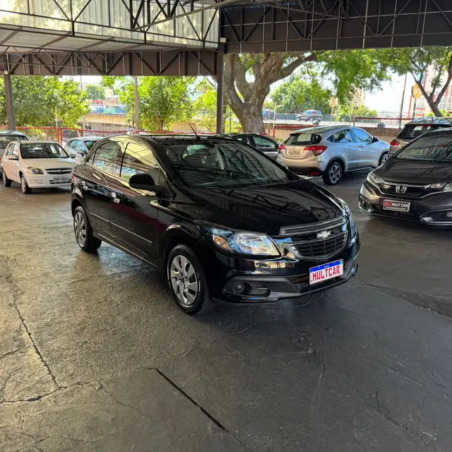 Carro Chevrolet Onix 2015 1.4 LT SPE/4