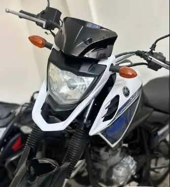 Moto Yamaha XTZ 150 Crosser 2015 E