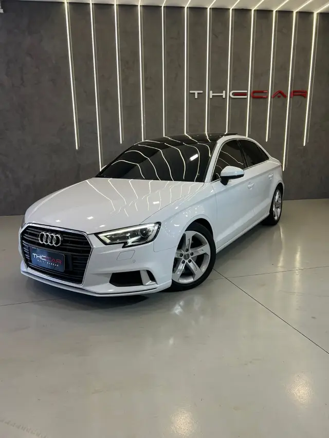 Carro Audi A3 2018 2.0 TFSI Ambition S Tronic