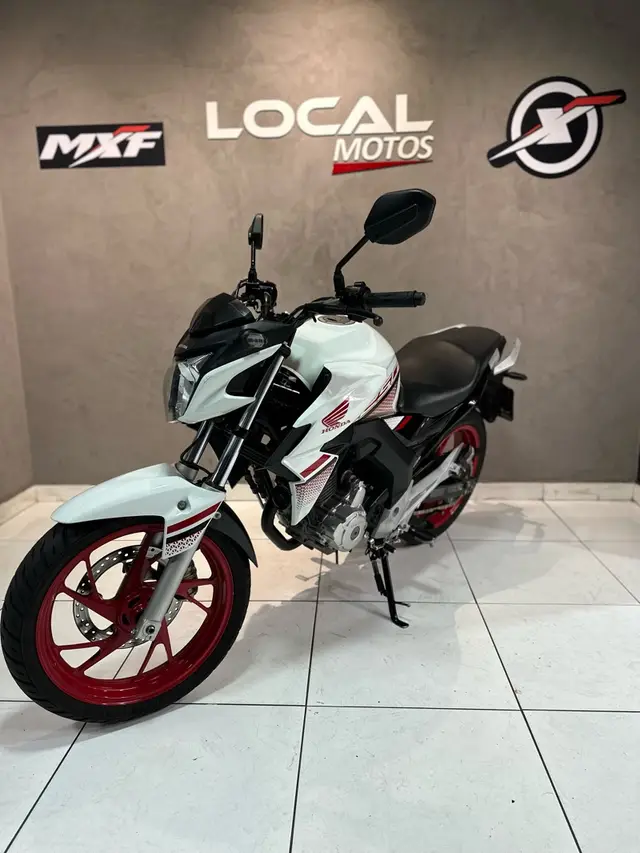 Moto Honda CB 250F Twister 2022 (CBS)