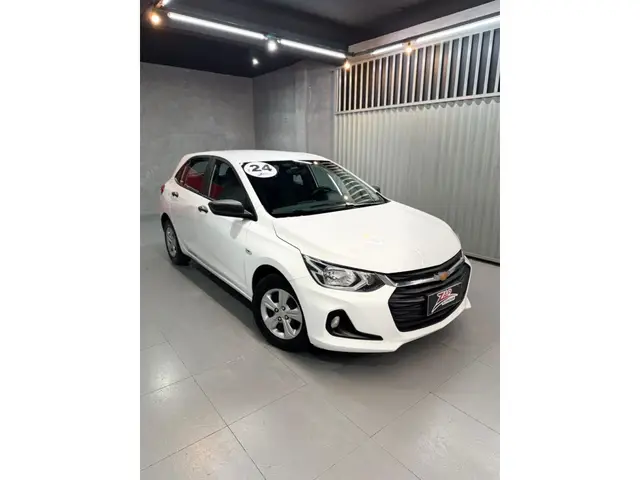 Carro Chevrolet Onix Plus 2024 LT 1.0