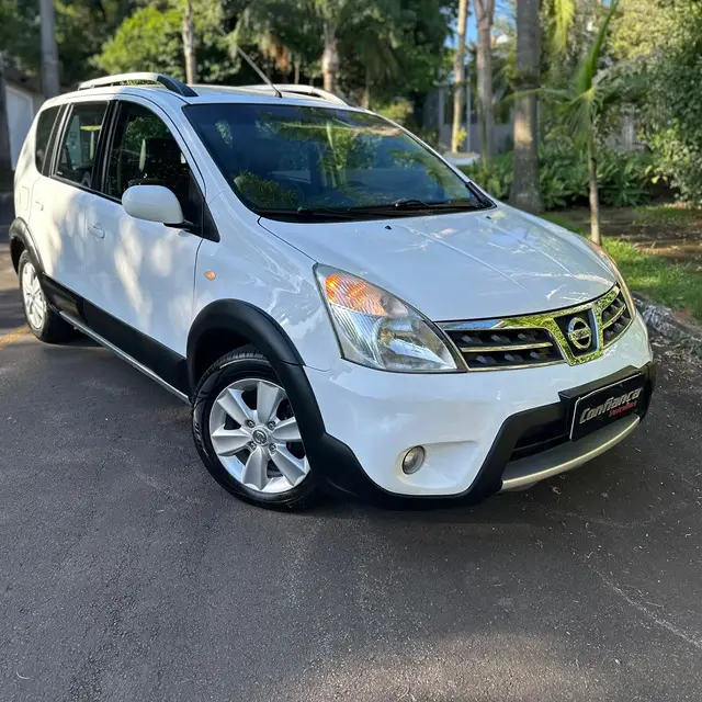 Carro Nissan Livina 2014 X-Gear SL 1.8 16V (flex) (aut)
