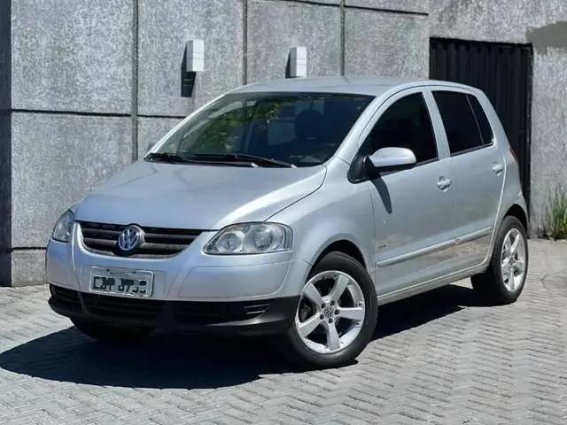 Carro Volkswagen Fox 2009 Plus 1.6 8V (Flex)