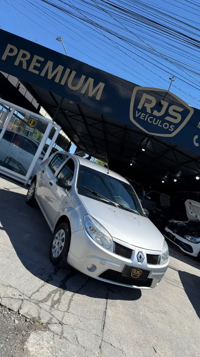 Carro Renault Sandero 2010 Authentique 1.0