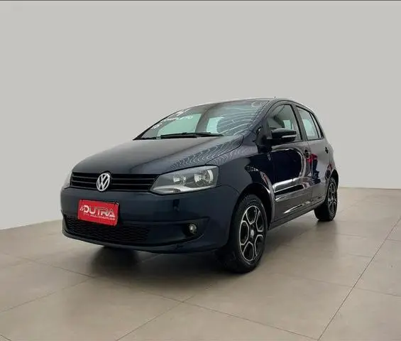 Carro Volkswagen Fox 2014 1.6 VHT (Flex)