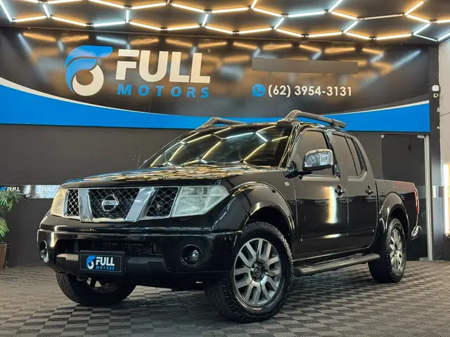 Carro Nissan Frontier 2013 LE 4x4 2.5 16V (cab. dupla) (aut)