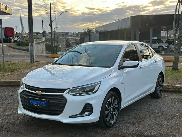 Carro Chevrolet Onix Plus 2023 Premier 1.0 Turbo (Aut.)