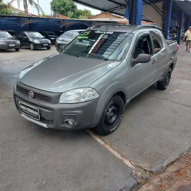 Carro Fiat Strada 2015 Working 1.4 (Flex) (Cabine Dupla)