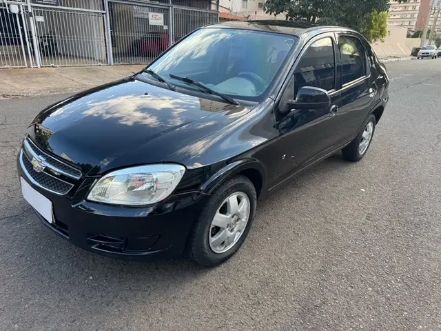 Carro Chevrolet Prisma 2012 1.4 LT SPE/4