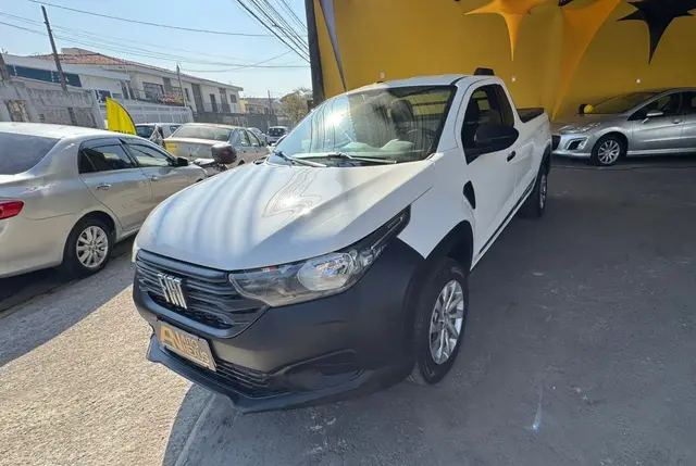 Carro Fiat Strada 2023 Endurance 1.4 Cabine Plus (Flex)