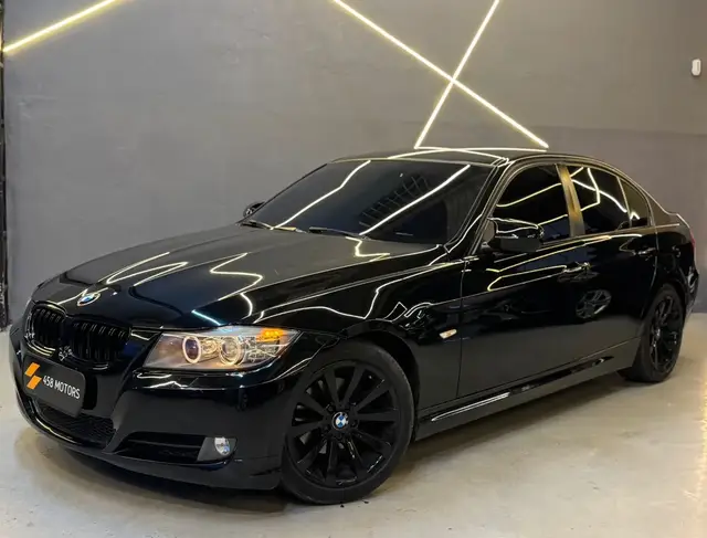Carro BMW 320i 2010 320i Top 2.0 16V