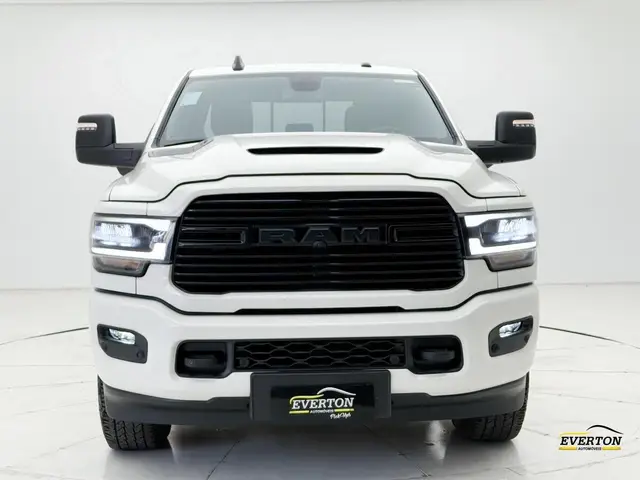 Carro Ram 2500 2024 Laramie 6.7 4X4