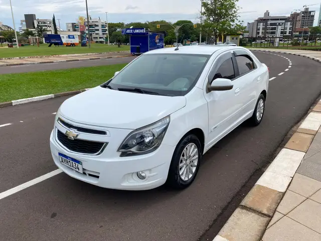 Carro Chevrolet Cobalt 2014 LTZ 1.4 8V (Flex)