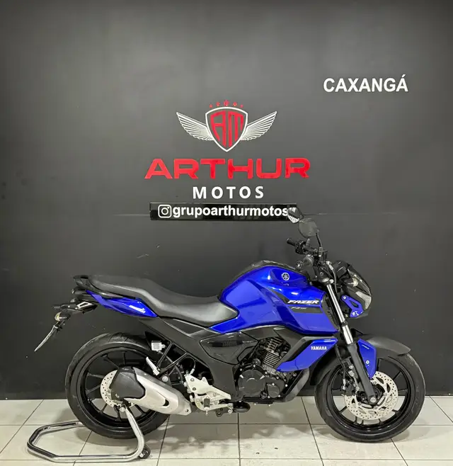 Moto Yamaha Fazer FZ15 2024 ABS