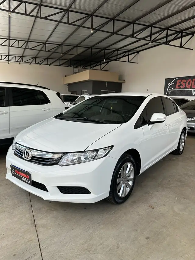 Carro Honda Civic 2013 New  LXL 1.8 16V i-VTEC (Flex)