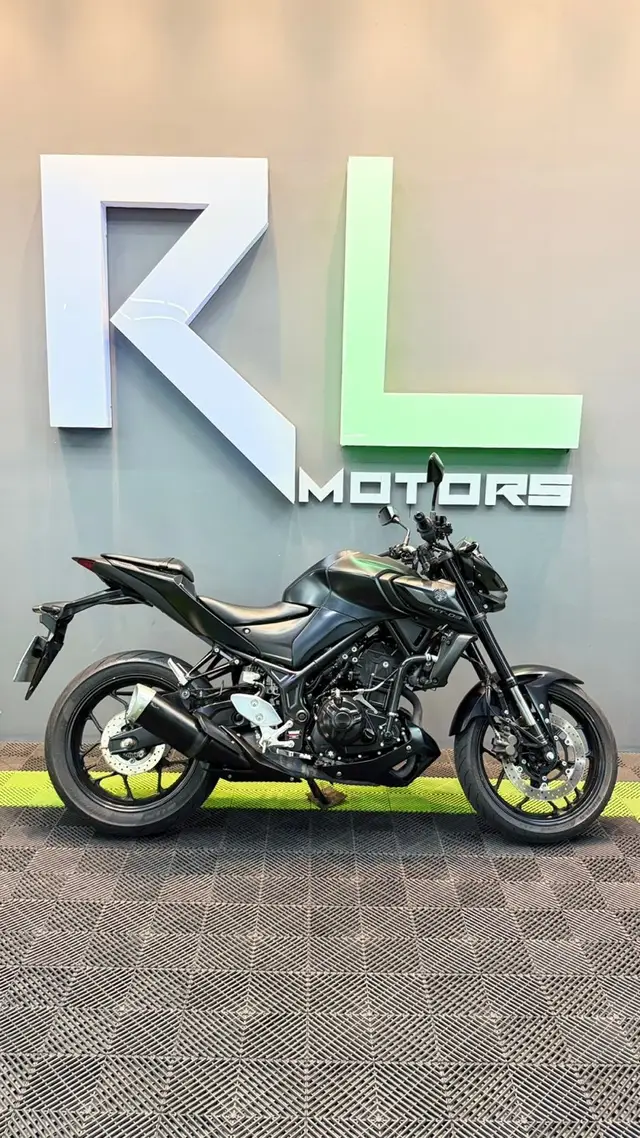 Moto Yamaha MT-03 2024 ABS