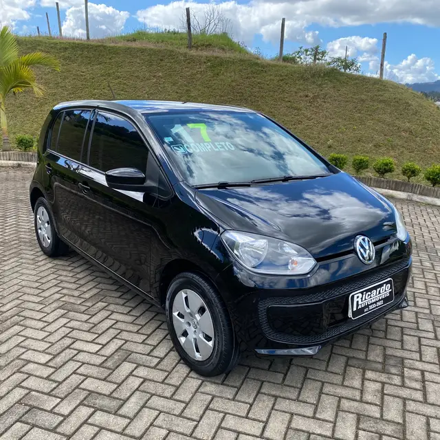 Carro Volkswagen Up! 2017 1.0 12v E-Flex take up! 2p