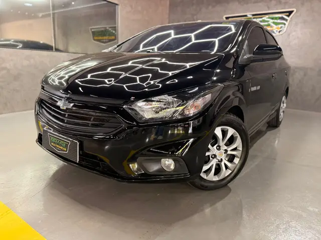 Carro Chevrolet Joy Plus 2021 Plus 1.0 8V Black Edition (Flex)