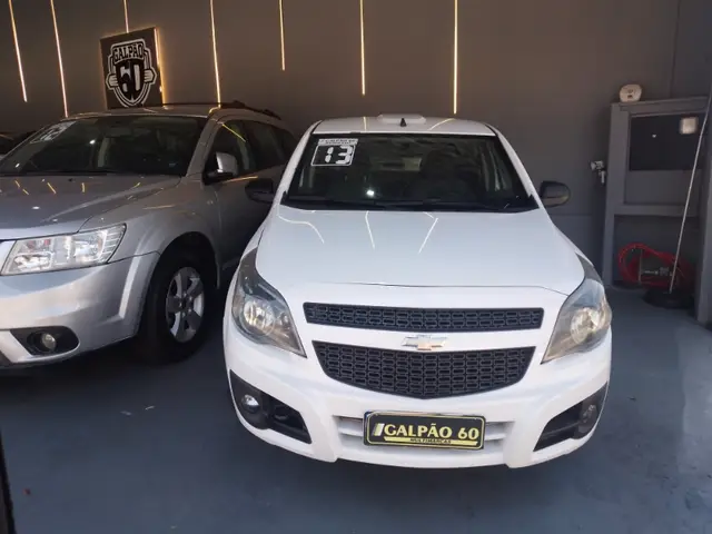 Carro Chevrolet Montana 2013 LS 1.4 (Flex)