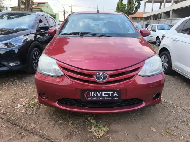 Carro Toyota Etios Sedan 2017 X 1.5 (Aut) (Flex)