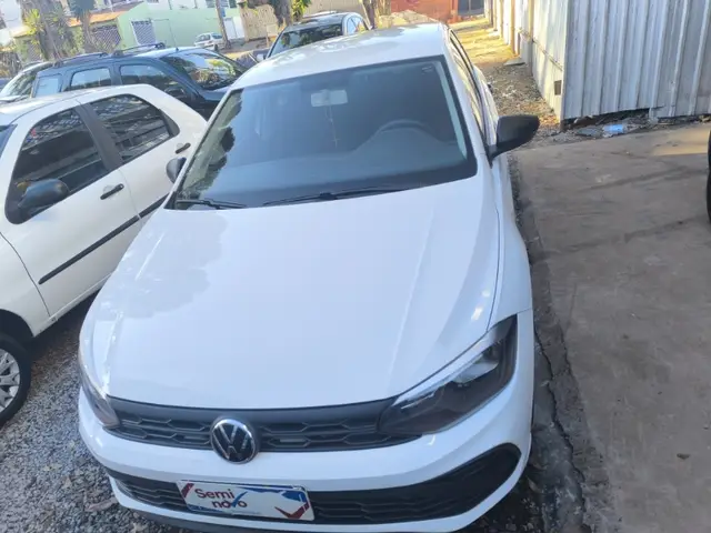 Carro Volkswagen Polo 2024 Track 1.0 Flex 12V 5p
