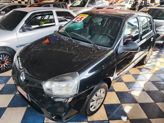 Carro Renault Clio 2015 Hatch. RN 1.0 16V