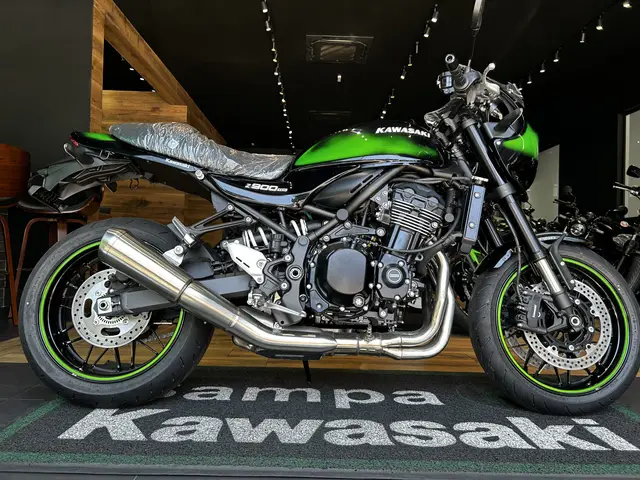 Moto Kawasaki Z 900 2025 RS CAFÉ