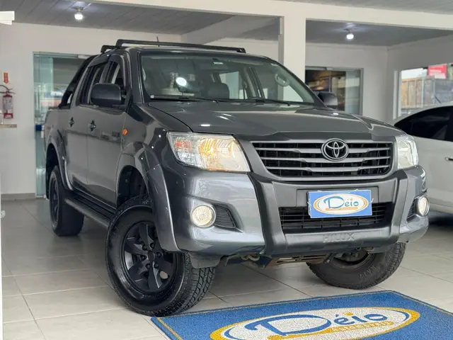 Carro Toyota Hilux SW4 2012 SR 4x2 2.7/ 2.7 Flex 16V Aut.