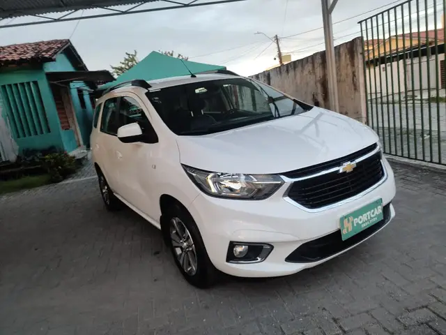 Carro Chevrolet Spin 2023 Premier 1.8 (Aut.)