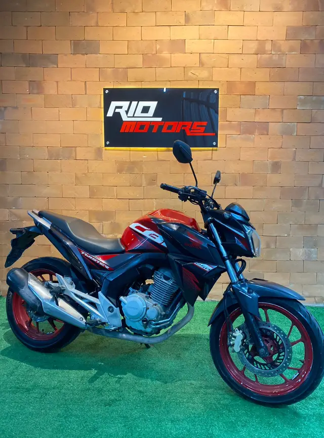 Moto Honda CB 250F Twister 2020 (CBS)