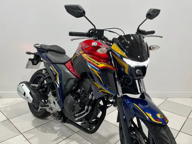 Moto Yamaha YS 250 Fazer 2023 ABS