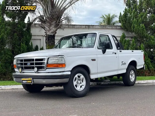 Carro Ford F-1000 1998 F1000 XLT 4x2 4.9 i (Cab Simples)