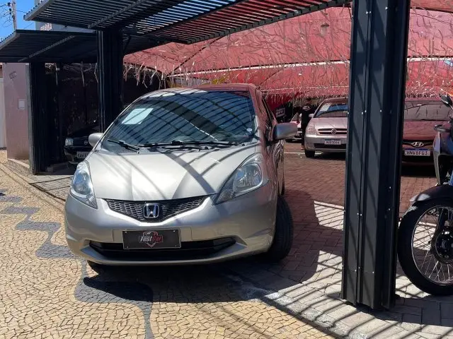 Carro Honda Fit 2010 New  LX 1.4 (flex)