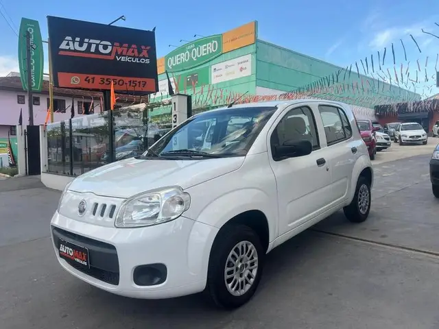 Carro Fiat Uno 2014 Vivace 1.0 8V (Flex) 4p