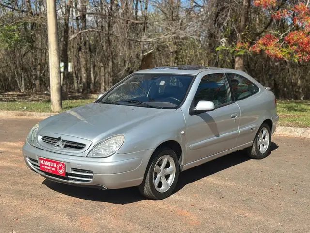 Carro Citroën Xsara Coupe 2001 VTS 2.0 16V