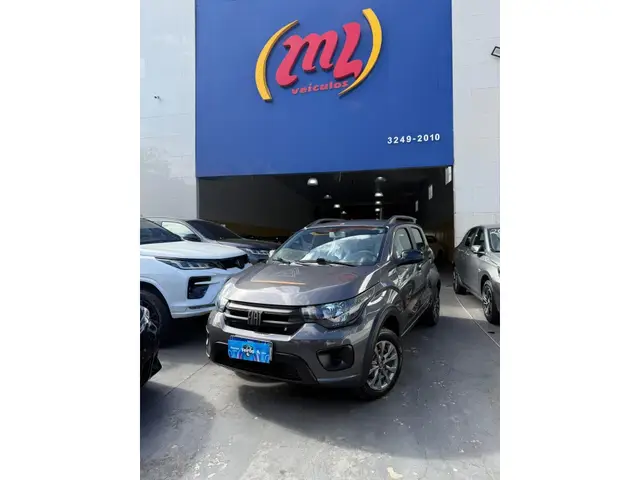 Carro Fiat Mobi 2024 Trekking 1.0