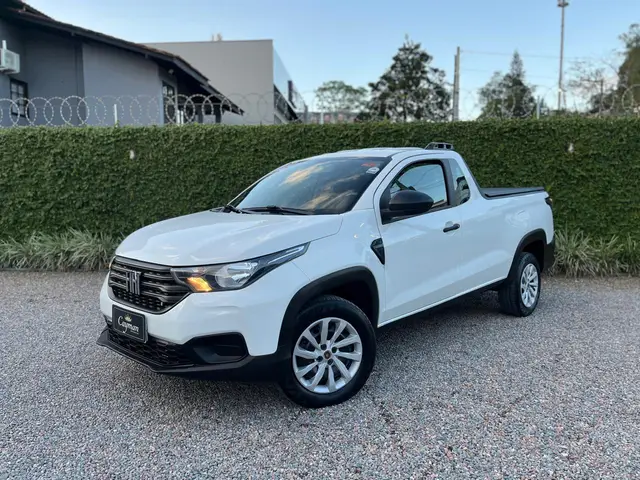 Carro Fiat Strada 2023 Endurance 1.4 Cabine Plus (Flex)