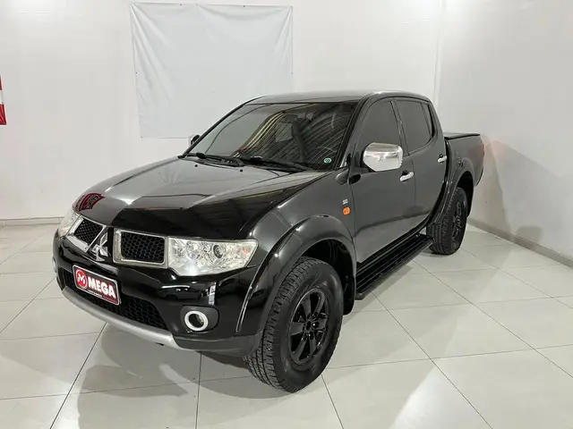 Carro Mitsubishi L200 Triton 2013 3.2 DI-D 4x4