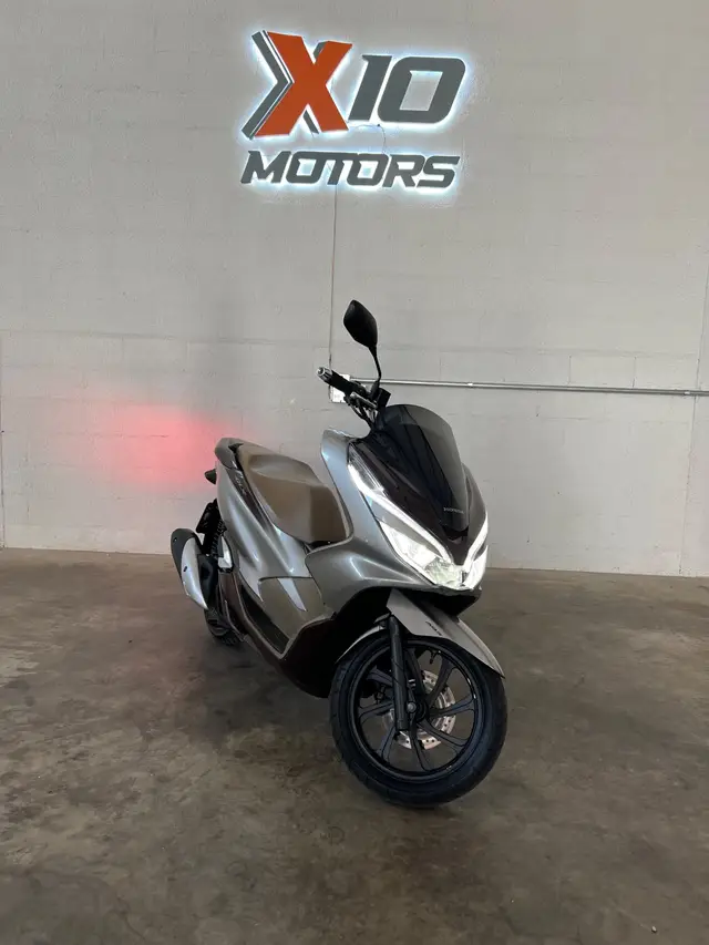 Moto Honda PCX 150 2022 DLX